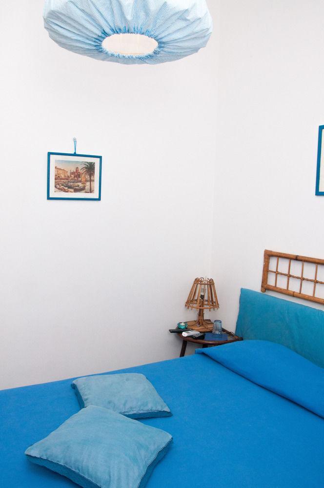 Bed & Breakfast Yin & Yang San Pantaleo Buitenkant foto