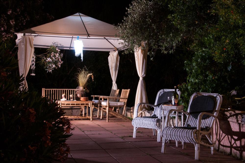 Bed & Breakfast Yin & Yang San Pantaleo Buitenkant foto