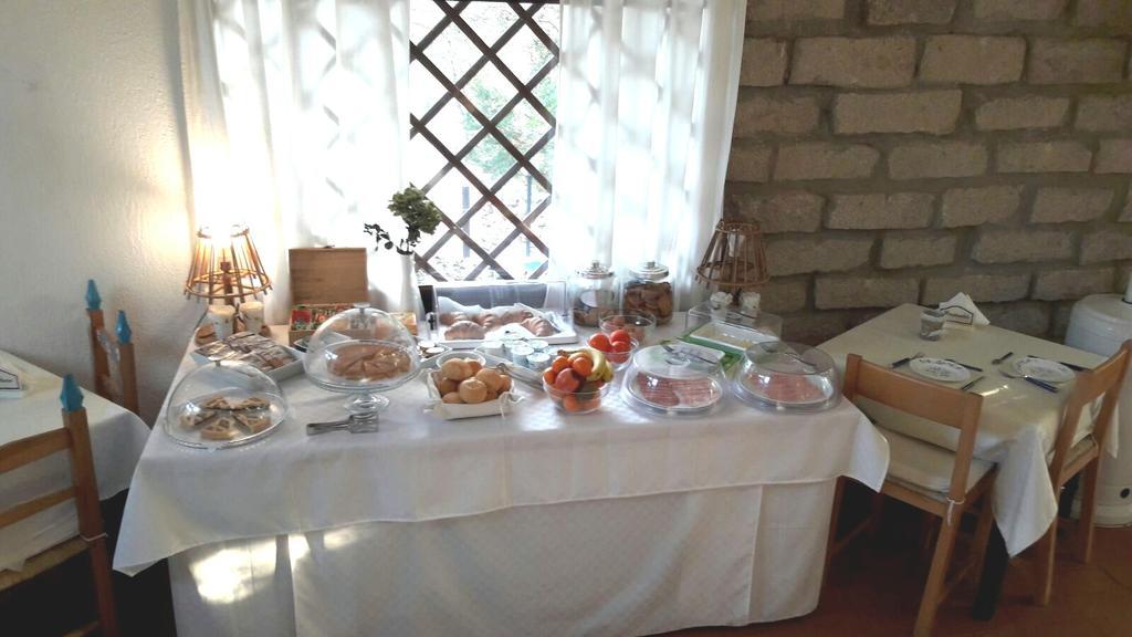 Bed & Breakfast Yin & Yang San Pantaleo Buitenkant foto