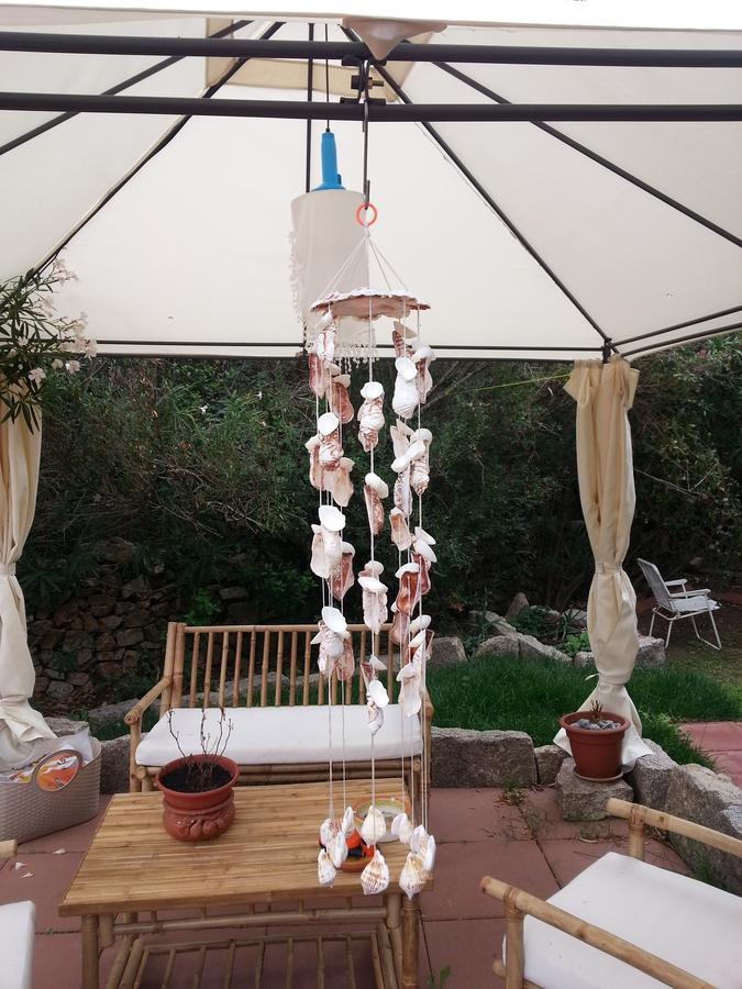 Bed & Breakfast Yin & Yang San Pantaleo Buitenkant foto